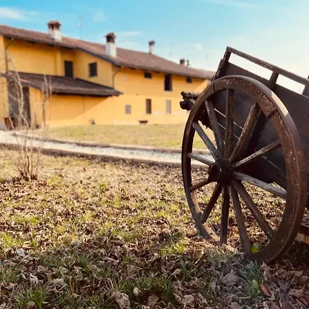 Certe Notti Langhe Couette-café 3*