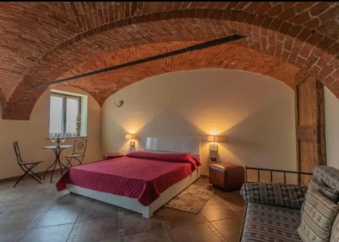 Panzió Certe Notti Langhe Salmore